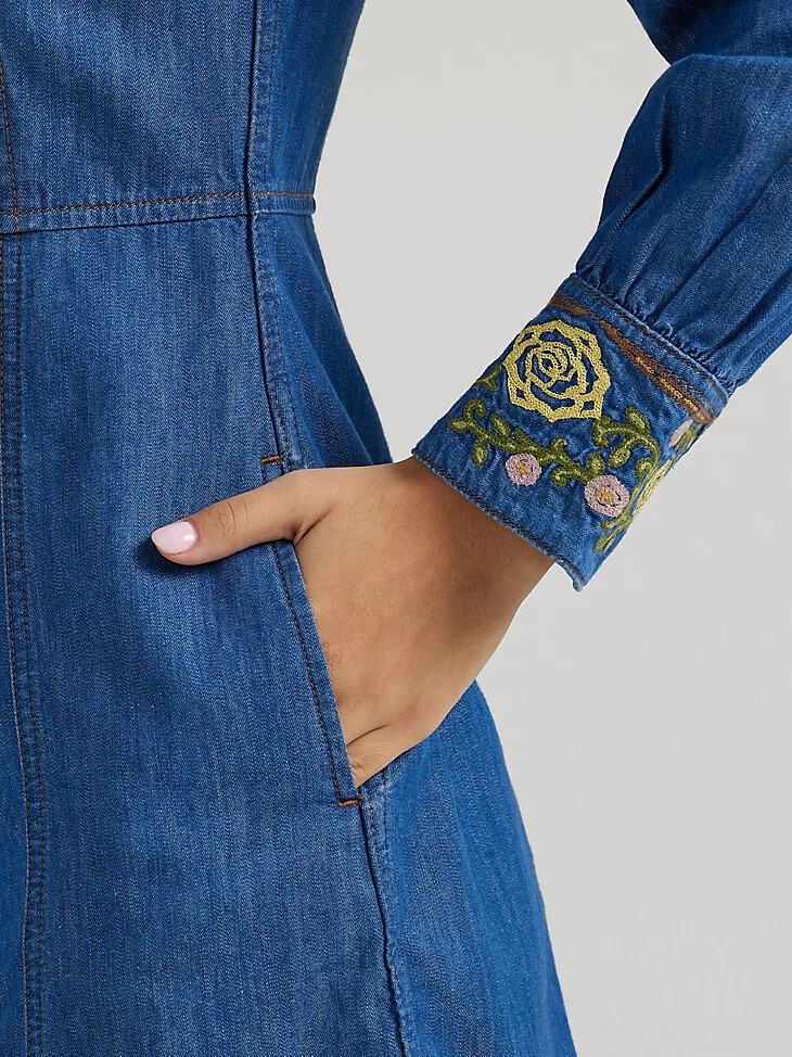wrangler x yellow rose by kendra scott besticktes kleid mittlere waschung