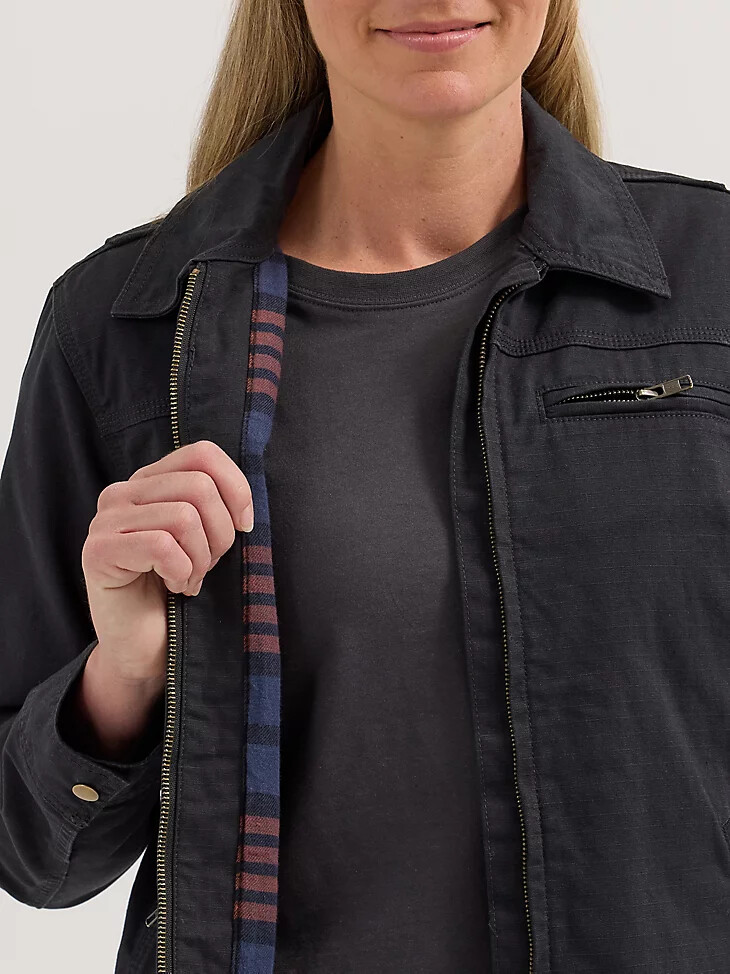 wrangler riggs workwear damen-arbeitsjacke mit flanellfutter jet black