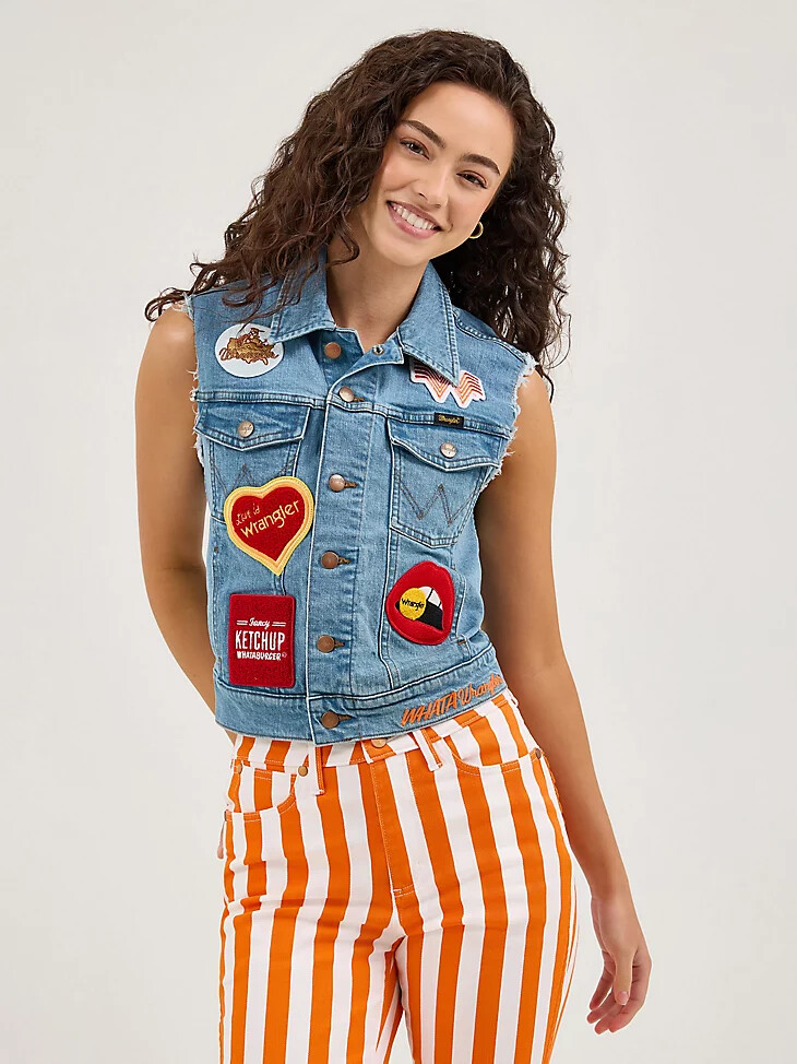 wrangler x whataburger damen-weste mit abgeschnittenen Ärmeln sonnengewaschen