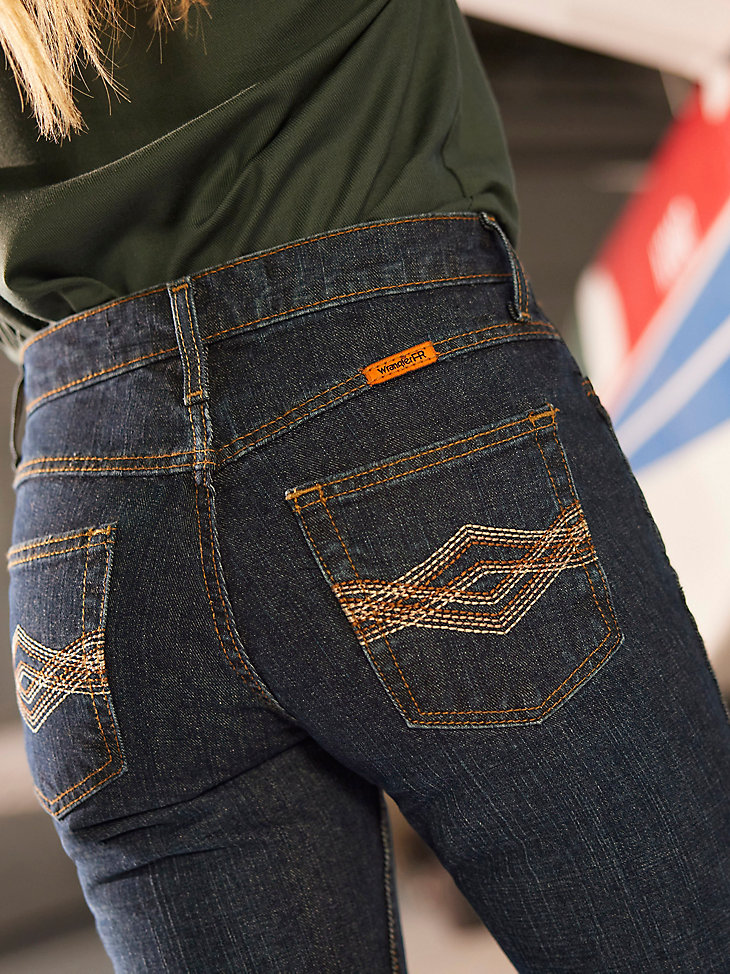 wrangler fr flame-resistant bootcut jeans für damen crosshatch
