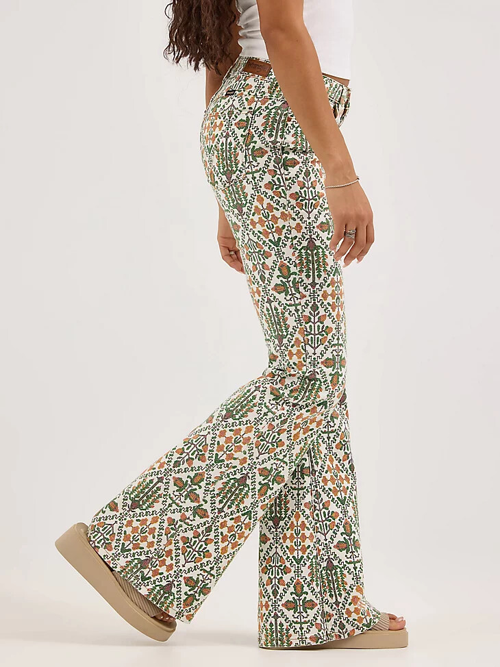 damen fierce flare jeans mit laserprint im vintage-gartenstil