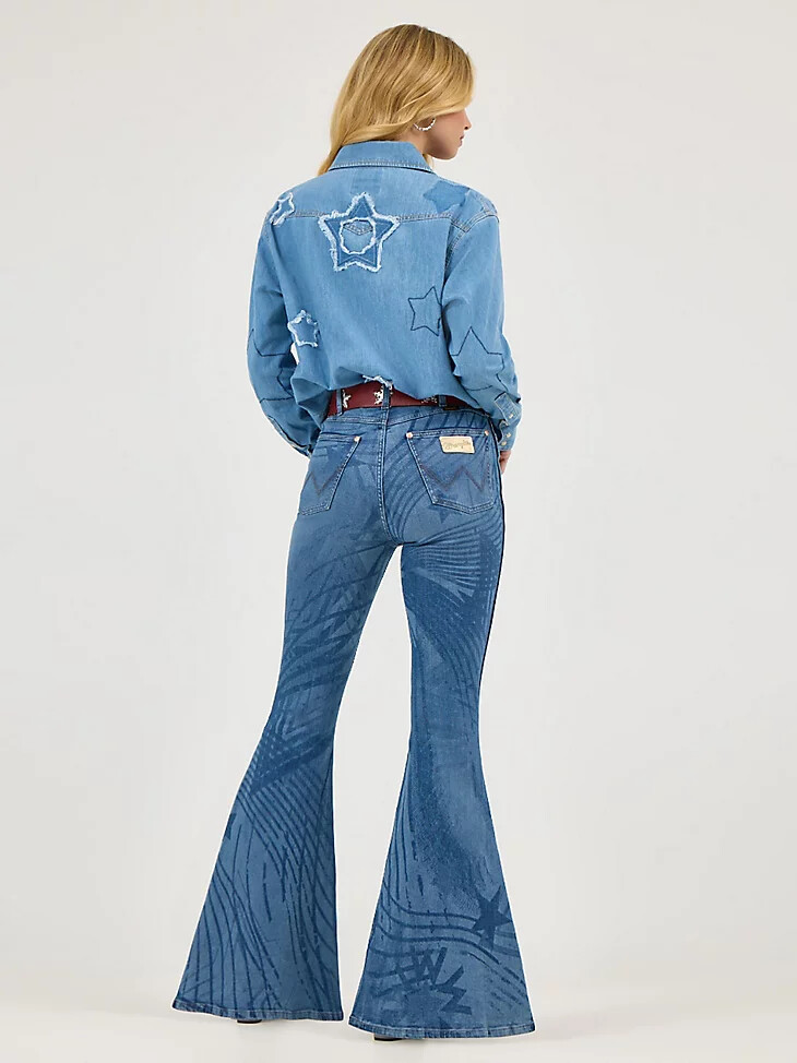 wrangler x lainey wilson rockstar schlaghosen mittelblau
