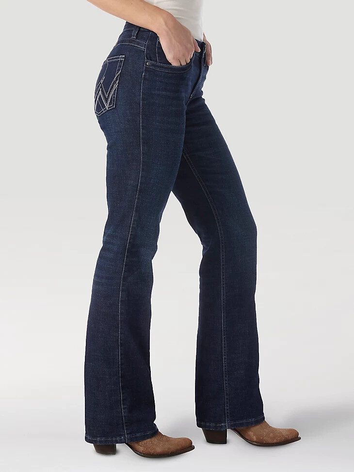 wrangler ultimate riding jeans für damen q-baby mid-rise bootcut boot scootin