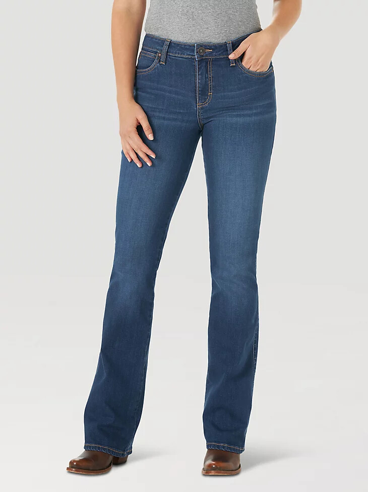 aura von den frauen bei wrangler instantly slimming jean jennifer