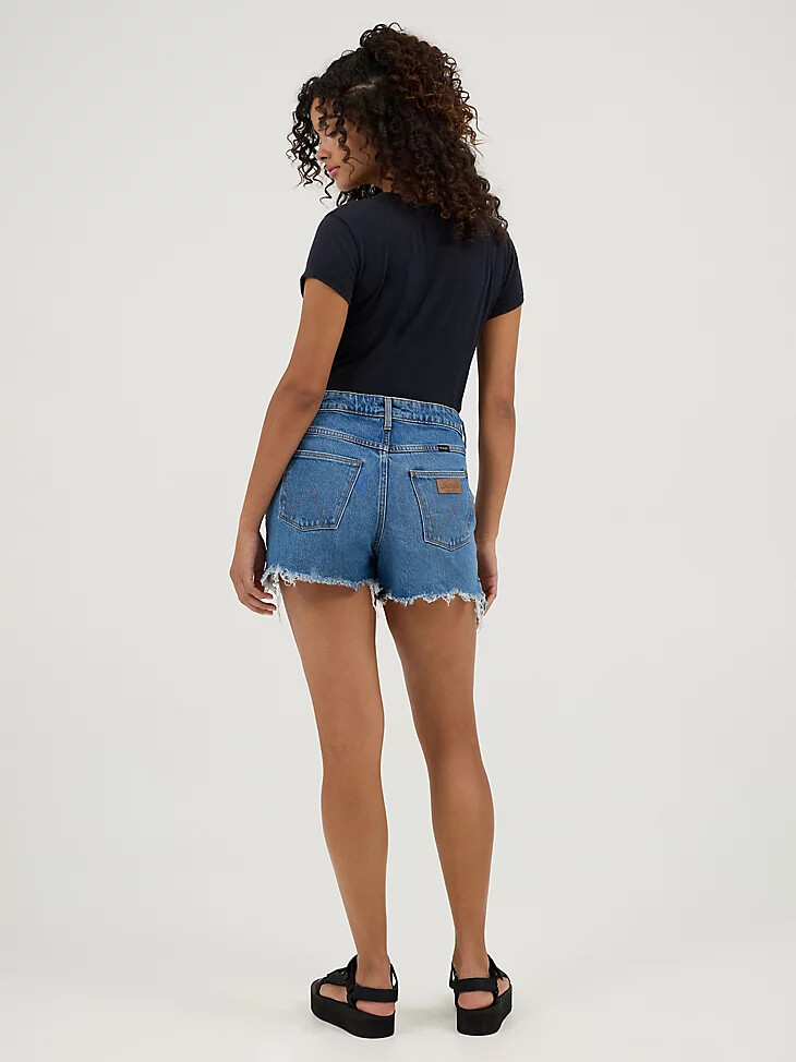 damen-denim-shorts mit mittelhohem bund carolina-blau