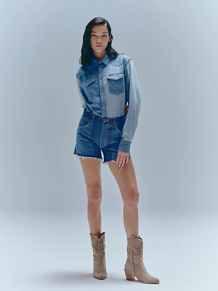 wrangler x beyond retro reworked short light wash