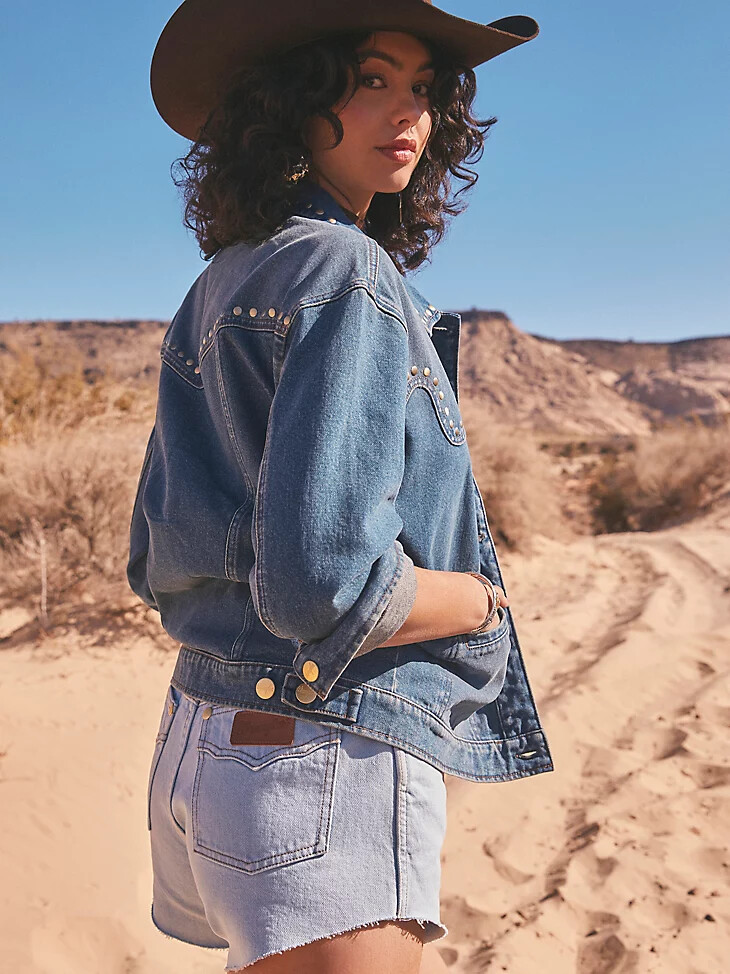 wrangler x yellow rose by kendra scott reworked short prairie wash