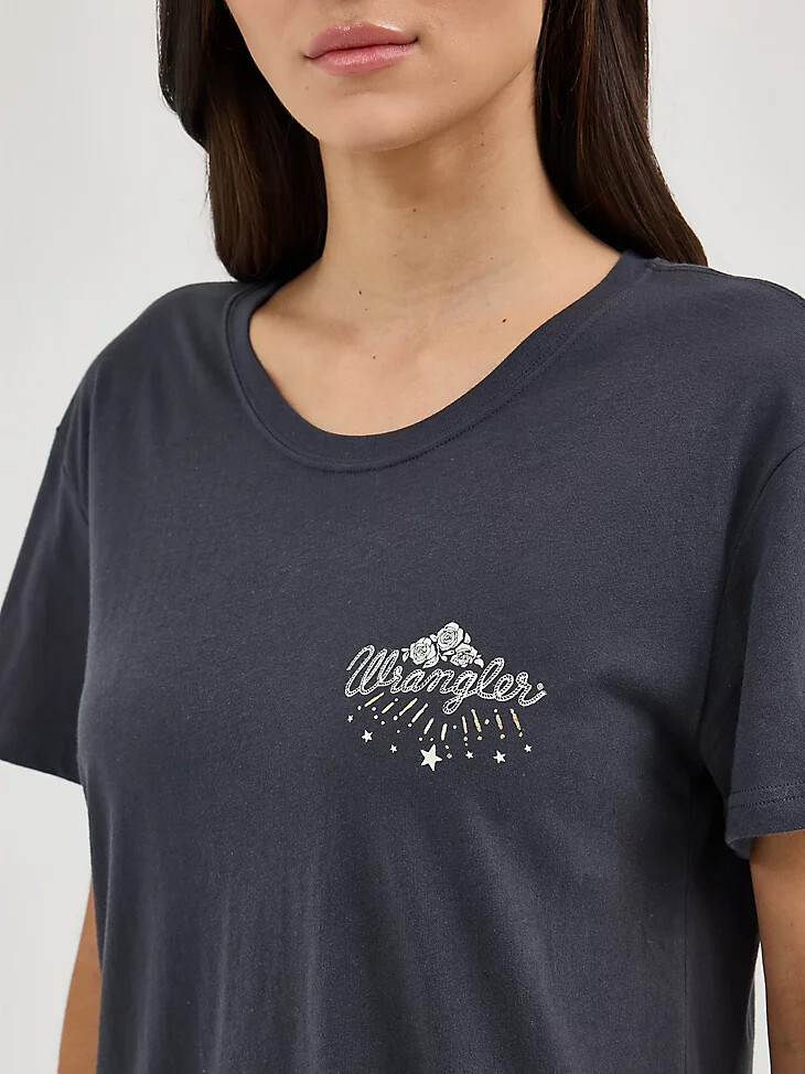wrangler western boyfriend-t-shirt für damen mit rückengrafik phantom
