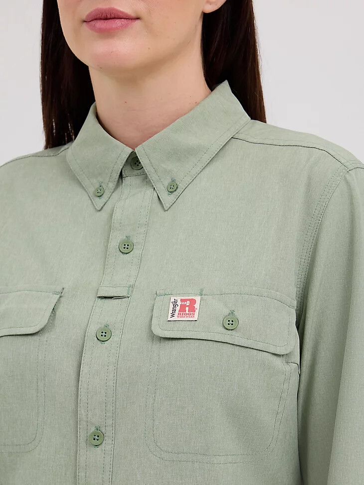 wrangler riggs workwear leichtes belüftetes arbeitshemd für damen heckengrün