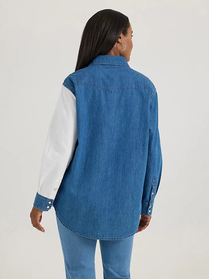 wrangler damen-jeanshemd im boyfriend-stil mit western-druckknöpfen blau