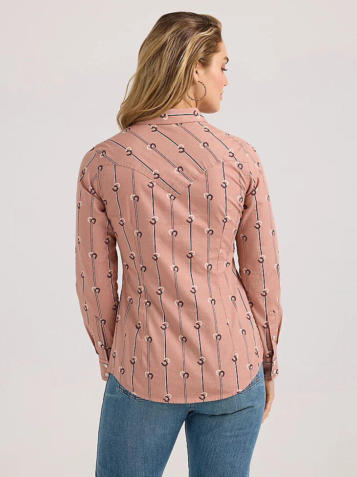 wrangler retro damen-westernhemd mit streifen schmal geschnitten mit druckknöpfen farbe altrosa