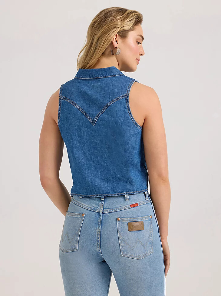 Ärmelloses damen-jeanshemd mit bindeband vorne mittlere waschung