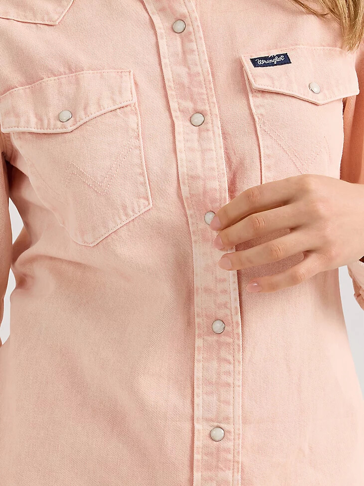 wrangler colorwash slim western-hemd mit druckknöpfen für damen rosa