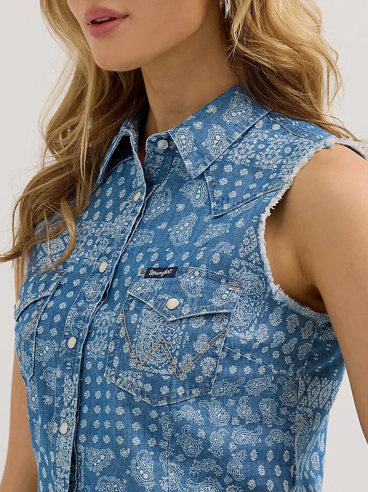 damen wrangler print denim crop western snap tank bandana blau