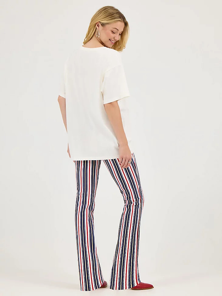wrangler x lainey wilson heck yeah oversized tee heck yeah