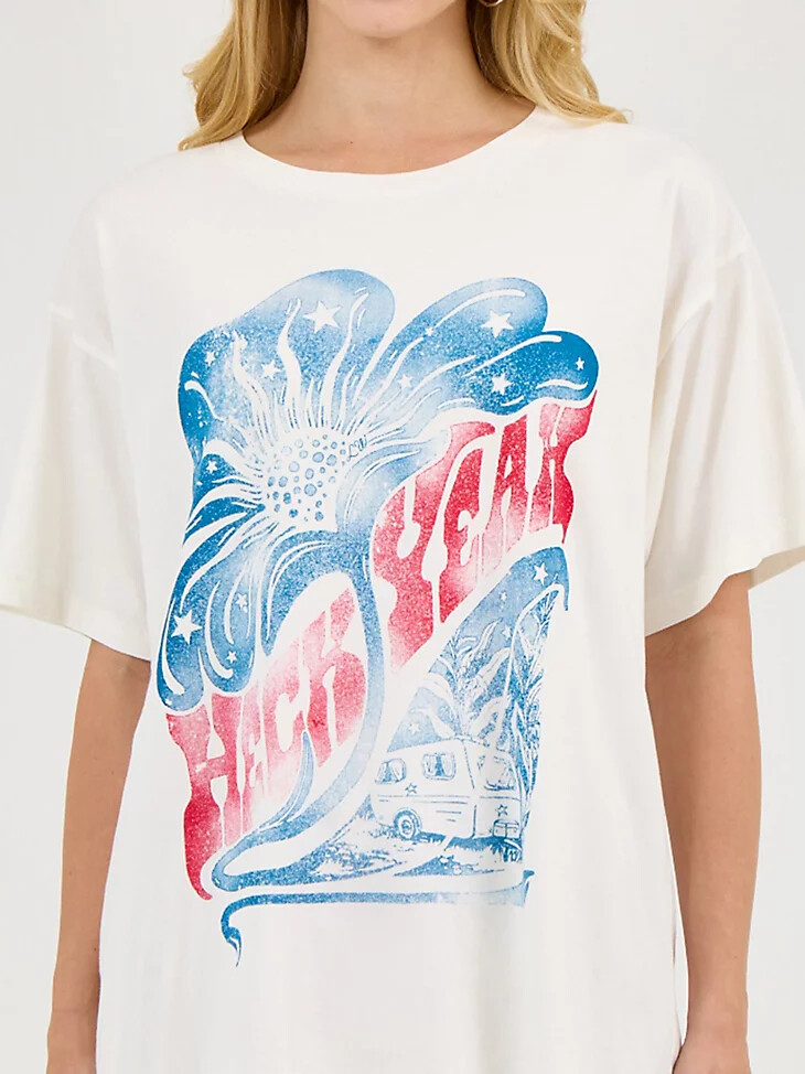 wrangler x lainey wilson heck yeah oversized tee heck yeah
