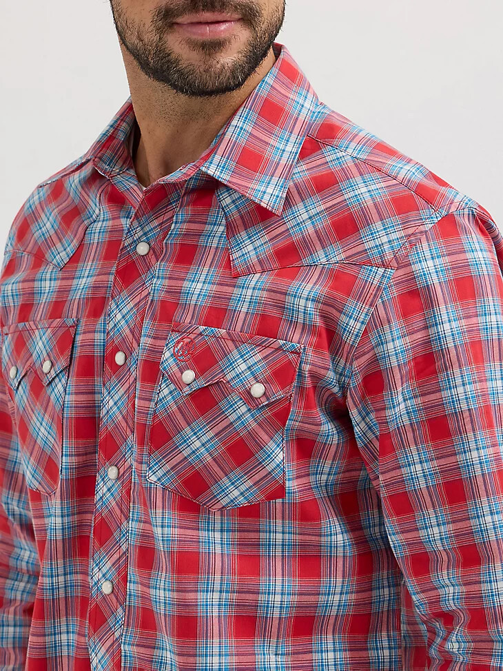 wrangler retro herren langarm-westernhemd mit sägezahnmuster druckknopftasche und kirschrot