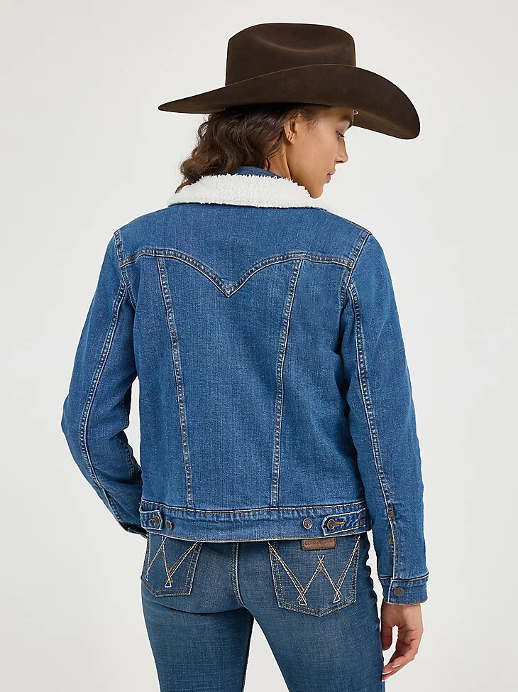 wrangler retro damen-western-jeansjacke mit sherpa-futter