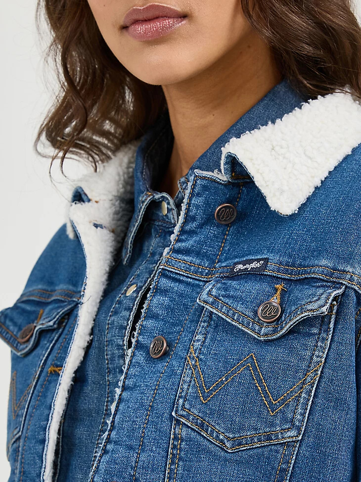 wrangler retro damen-western-jeansjacke mit sherpa-futter