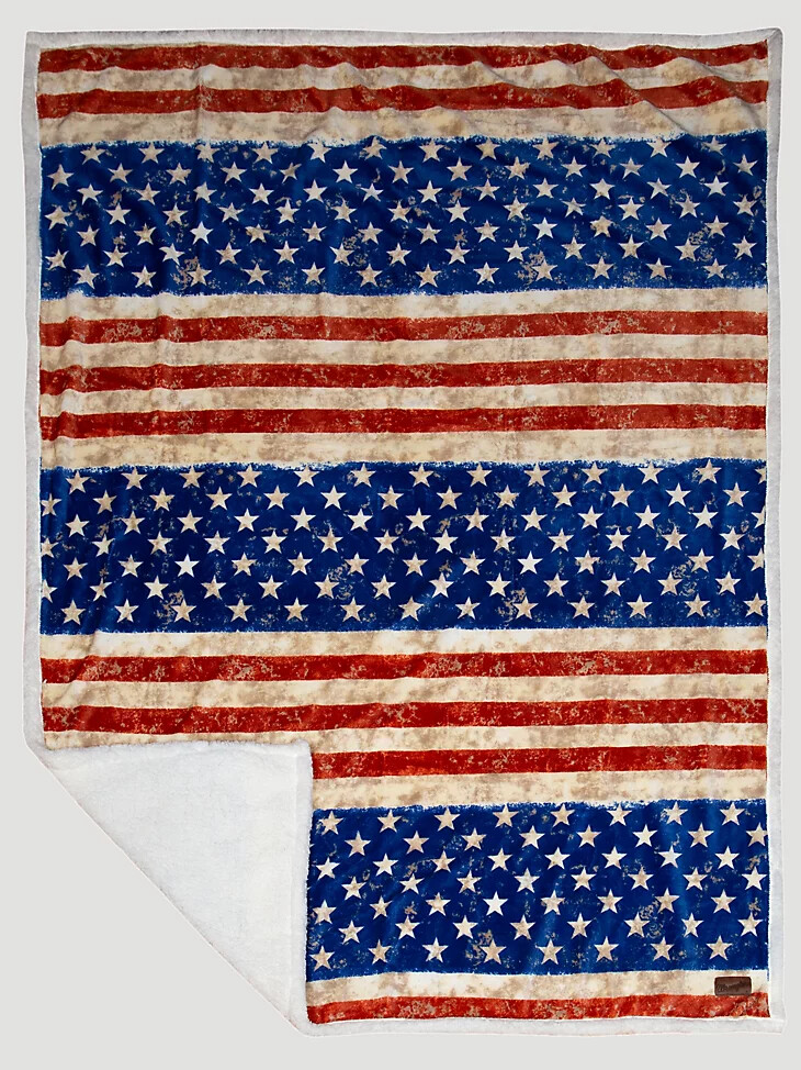 wrangler stars stripes sherpa-fleece-decke mit amerikanischer flagge mehrfarbig