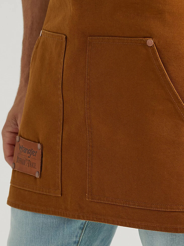 wrangler x buffalo trace kilderkin schürze aus büffelleder