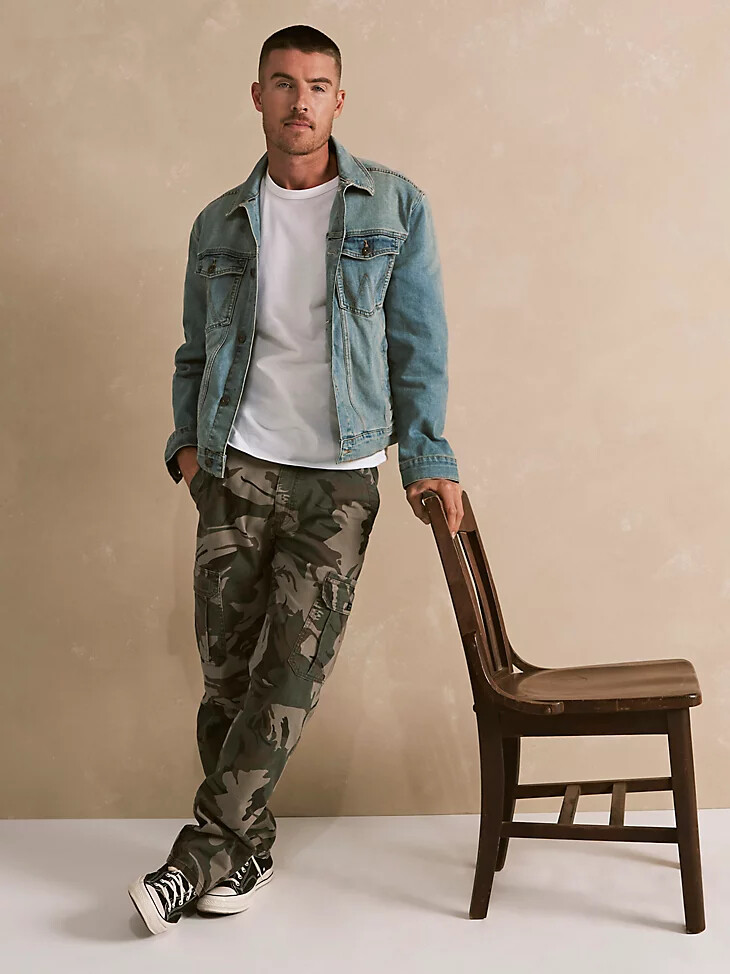 wrangler classic denim truckerjacke für herren vintage indigo