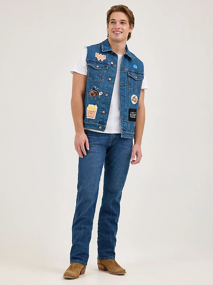 wrangler x whataburger herren-weste mit abgeschnittenen Ärmeln rodeo dust fade