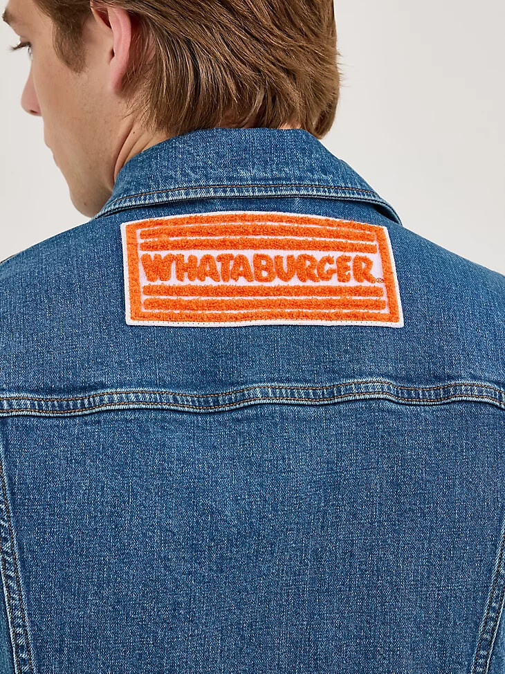 wrangler x whataburger herren-weste mit abgeschnittenen Ärmeln rodeo dust fade