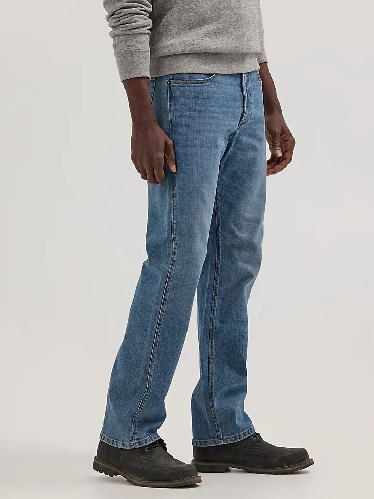 peak comfort herrenjeans mit normaler passform grasfarben