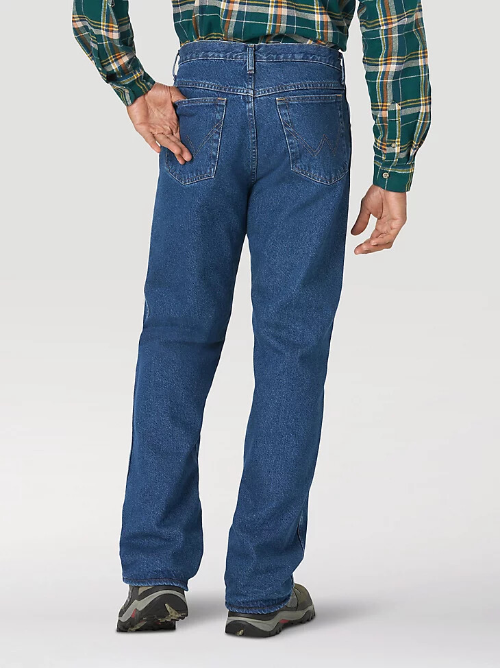 wrangler rugged wear fleecegefütterte jeans mit relaxed fit stonewash