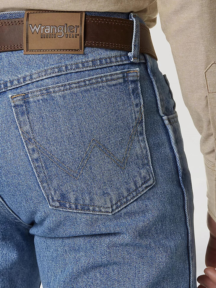 wrangler rugged wear classic fit jeans rough wash
