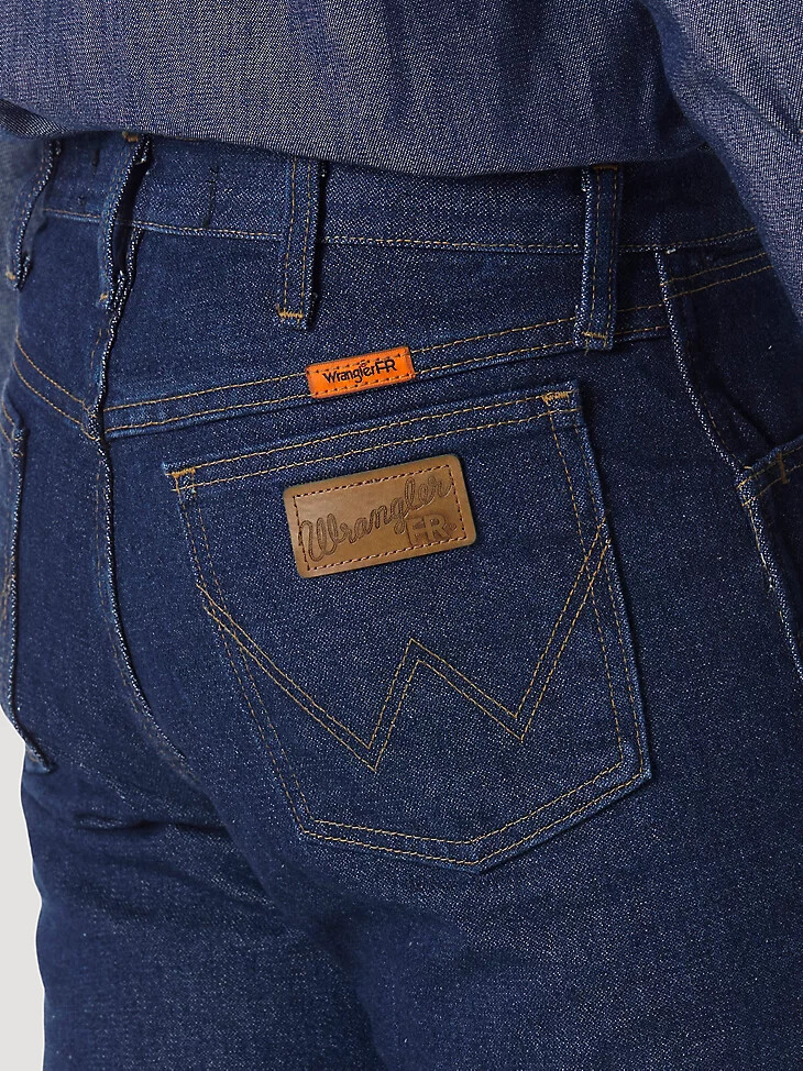 wrangler fr flammhemmende jeans in originalpassform vorgewaschen