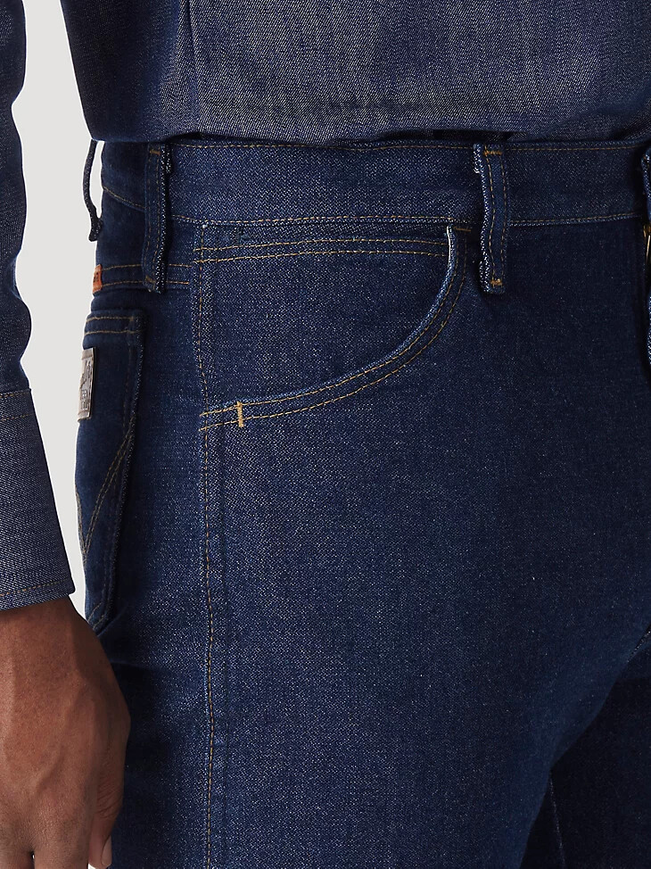 wrangler fr flammhemmende jeans in originalpassform vorgewaschen