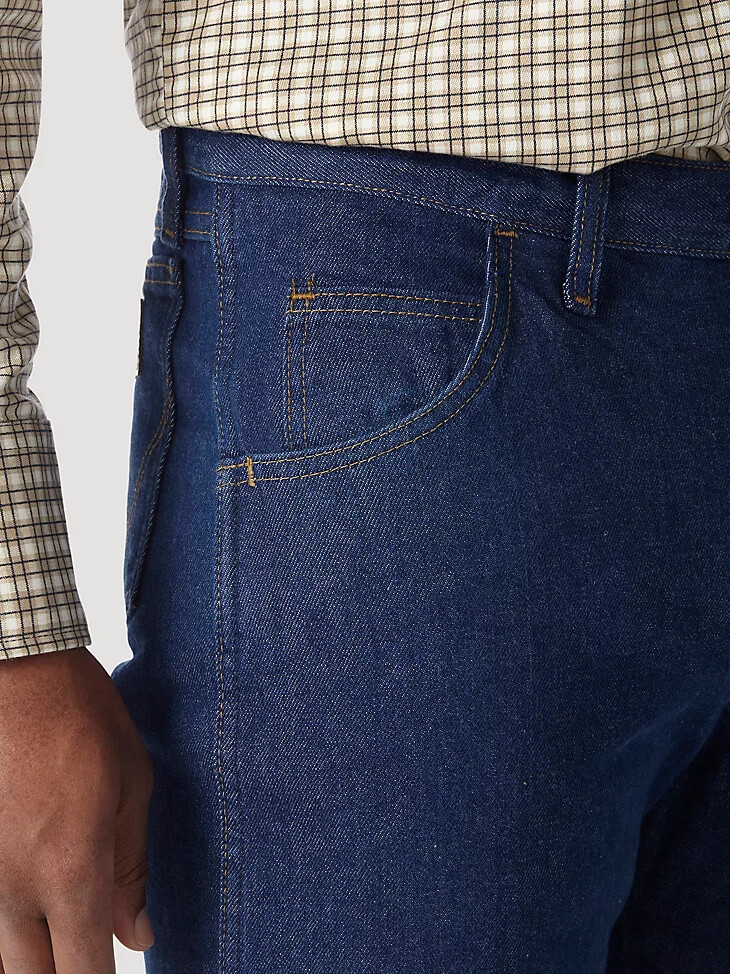 wrangler fr flammhemmende leichte jeans in regulärer passform vorgewaschen