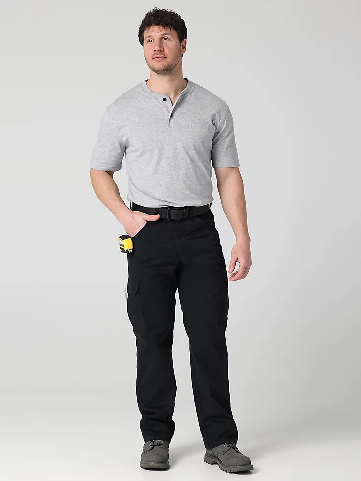 wrangler workwear twill cargohose jet black