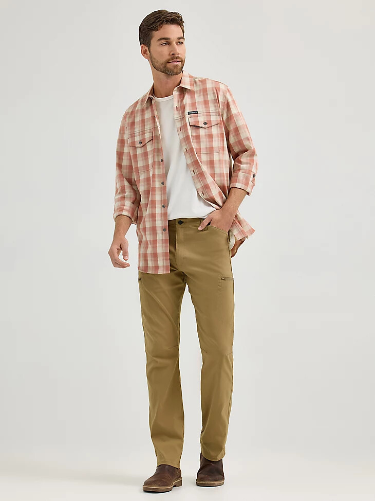 wrangler outdoor-cargohose für herren mit flexiblem bund farbe elmwood