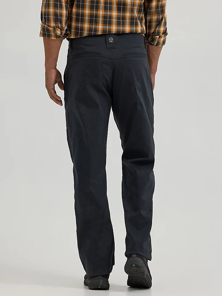 wrangler atg herren relaxed cargo pant jet black