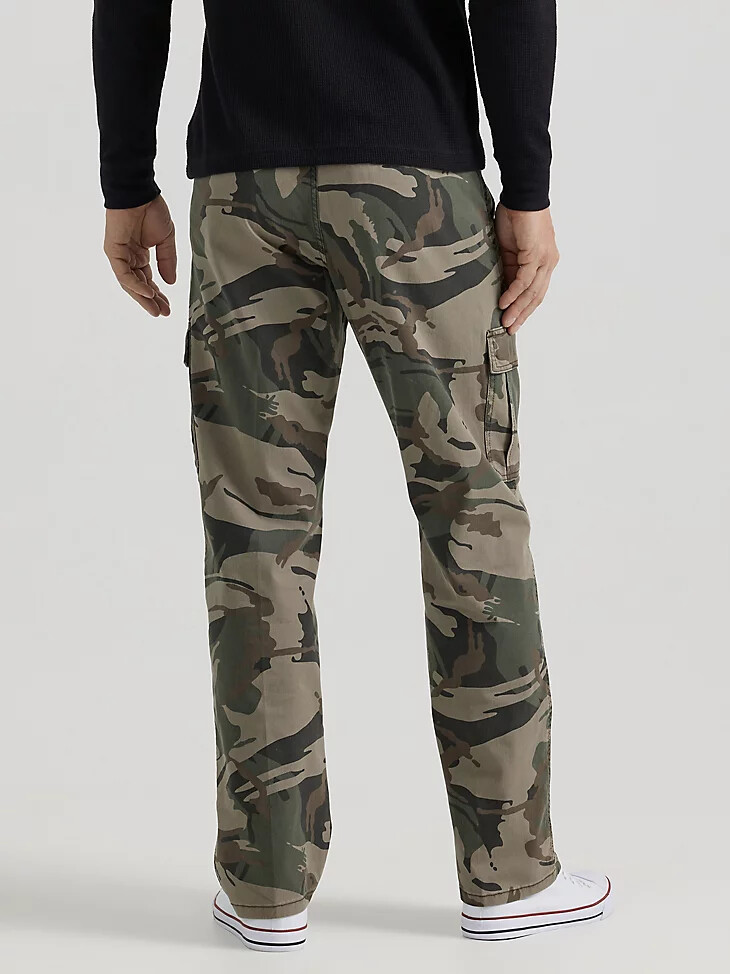 wrangler herren five star premium relaxed fit flex cargohose grün braun camo