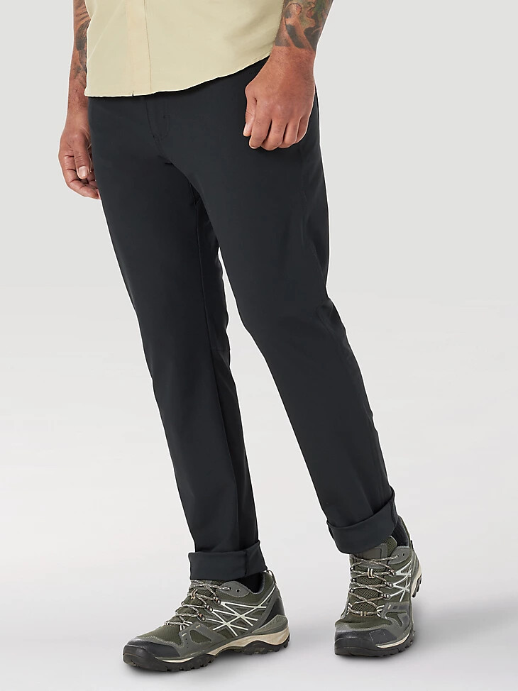 wrangler atg herren fwds five pocket hose jet black