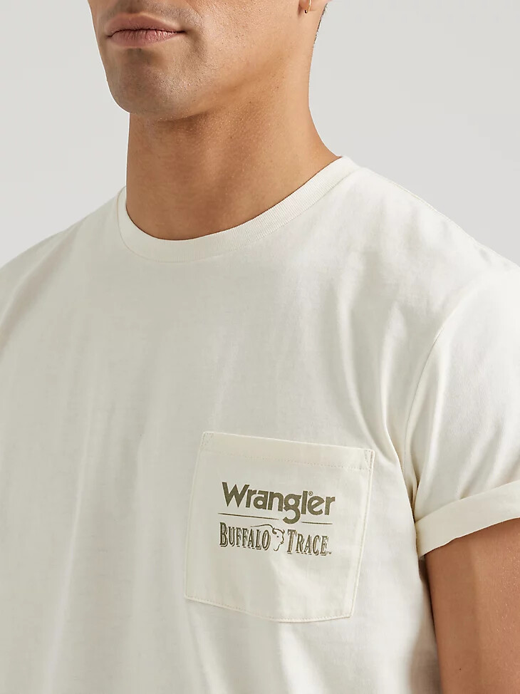 wrangler x buffalo trace herren-t-shirt mit tasche vanille