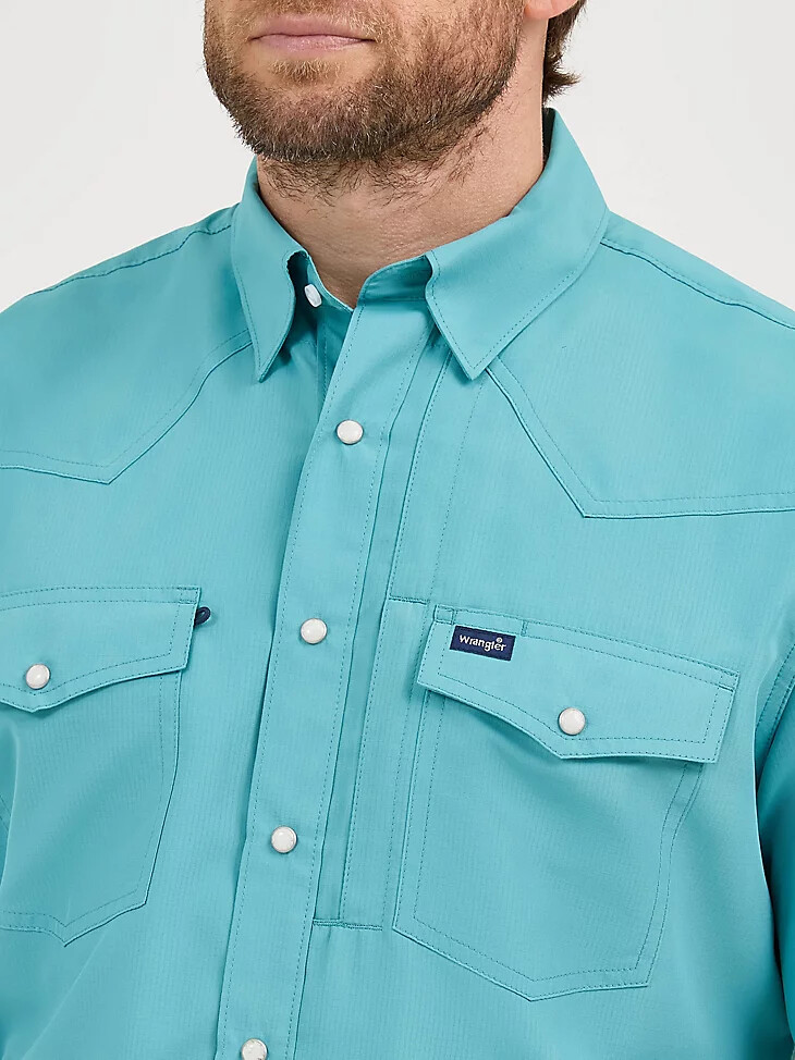 wrangler performance snap kurzarmhemd für herren einfarbig gedecktes türkis