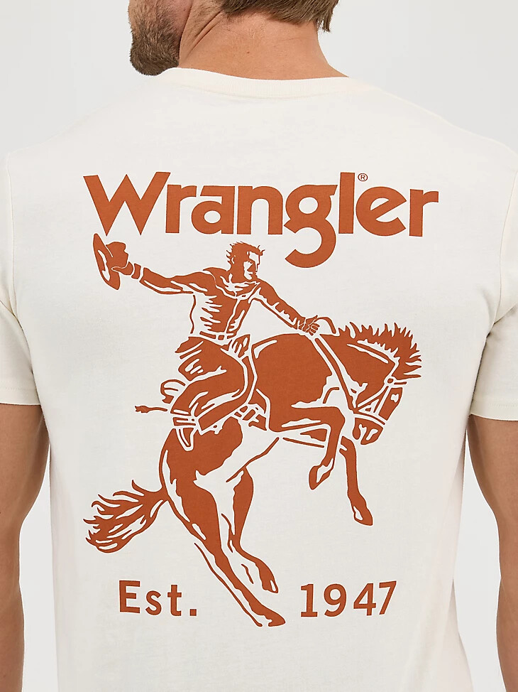 wrangler herren-t-shirt mit rückengrafik eines bockenden cowboys