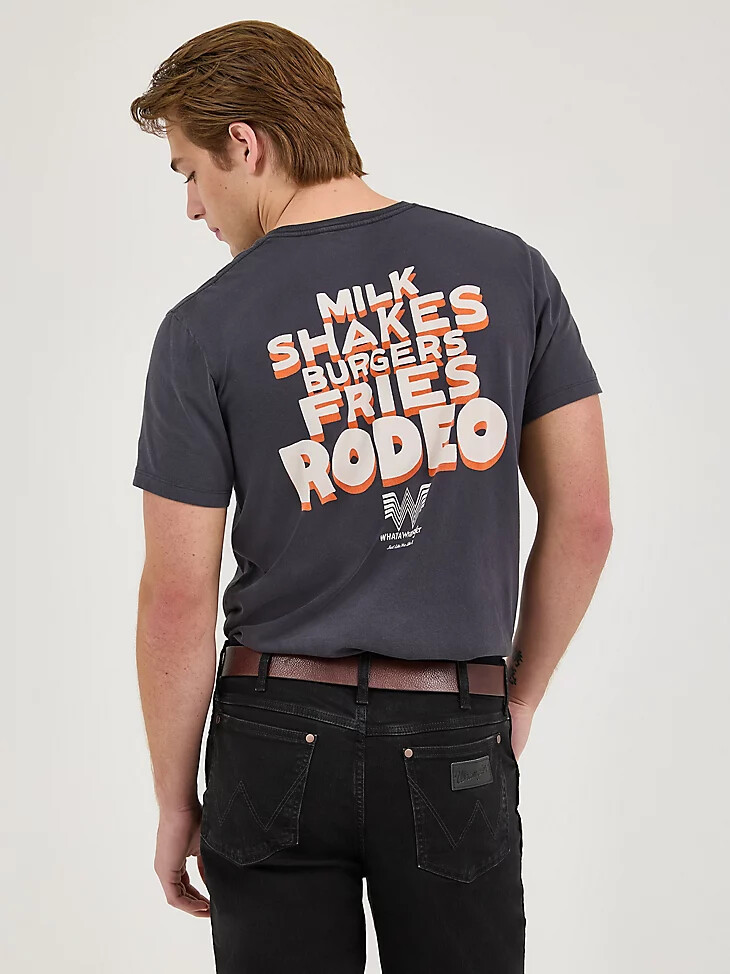 wrangler x whataburger herren-t-shirt mit cowboy-motiv verwaschenes schwarz