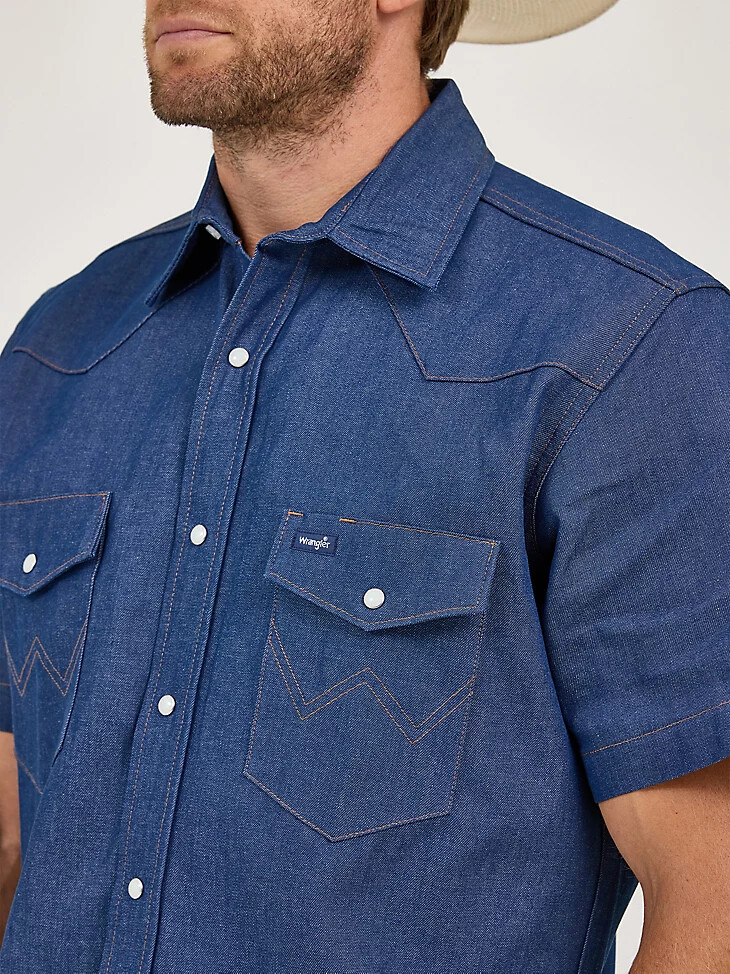 cowboy cut denim kurzarm-arbeitshemd im westernstil mit fester oberfläche farbe rigid indigo