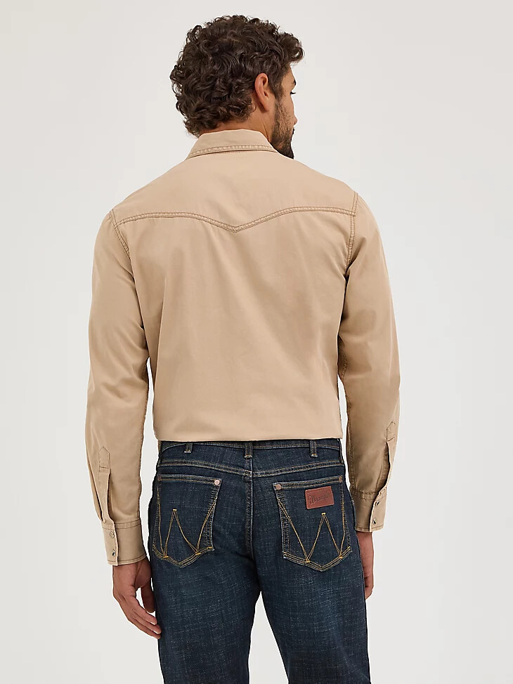 wrangler retro premium herren-westernhemd aus pigmentgefärbtem twill mit druckknöpfen hellbraun
