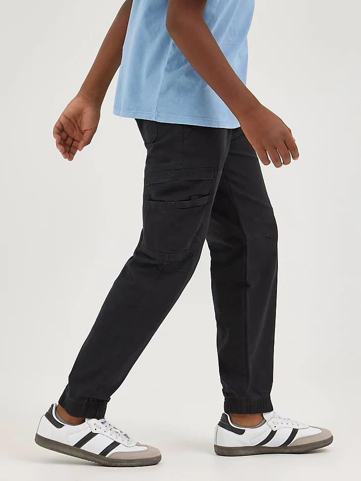 wrangler free to stretch gamer cargohose für jungen 8-16 george black