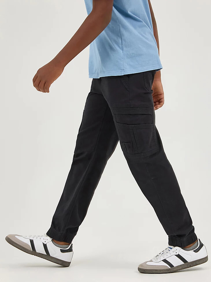 wrangler free to stretch gamer cargohose für jungen 8-16 george black