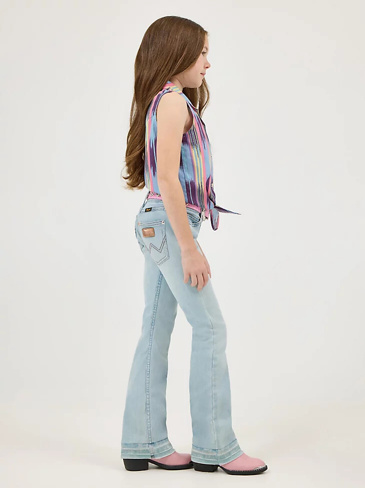 wrangler x lainey wilson raw hem boot huggers für mädchen bleach blue wash